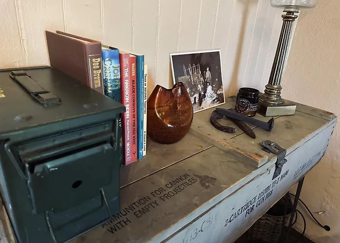 1900s Miner's Behind Brewery Holiday home Tombstone